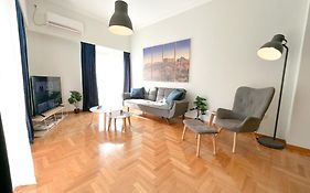 3 Bedroom Apartment Athens - Koukaki